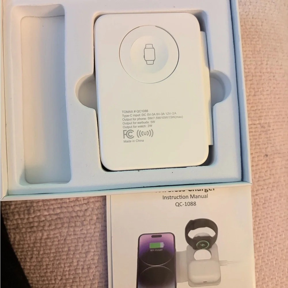 Foldable Magnetic Wireless Charger - Black